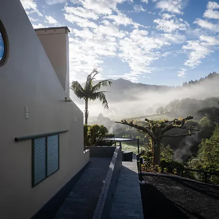 Casa Nas Caldeiras * Furnas (Azores)