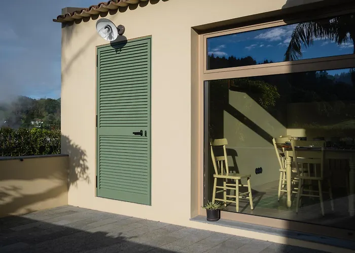 Casa Nas Caldeiras * Furnas (Azores)