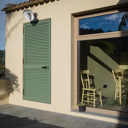 Casa Nas Caldeiras * フルナス